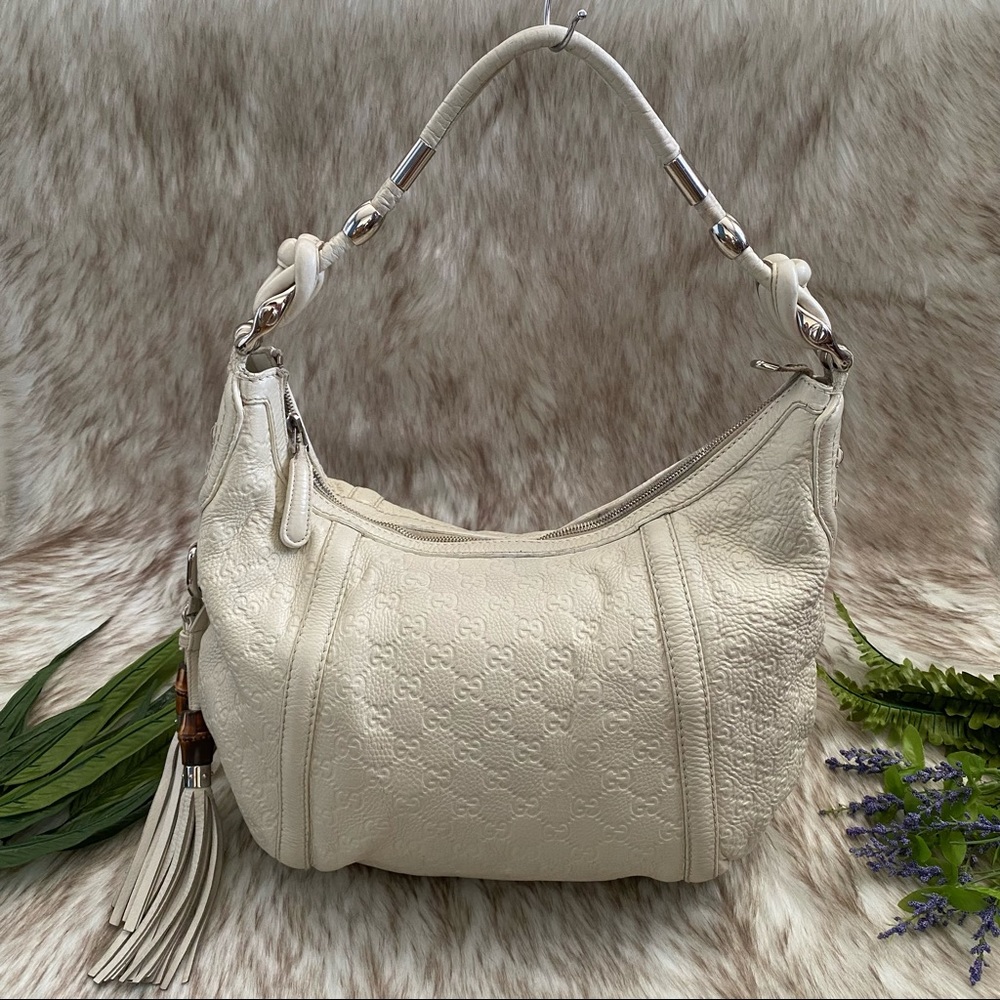 Gucci Cream Shoulder Bag